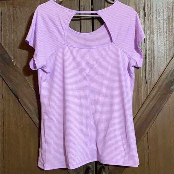 Women’s Champion Workout Shirt - Picture 2 of 4